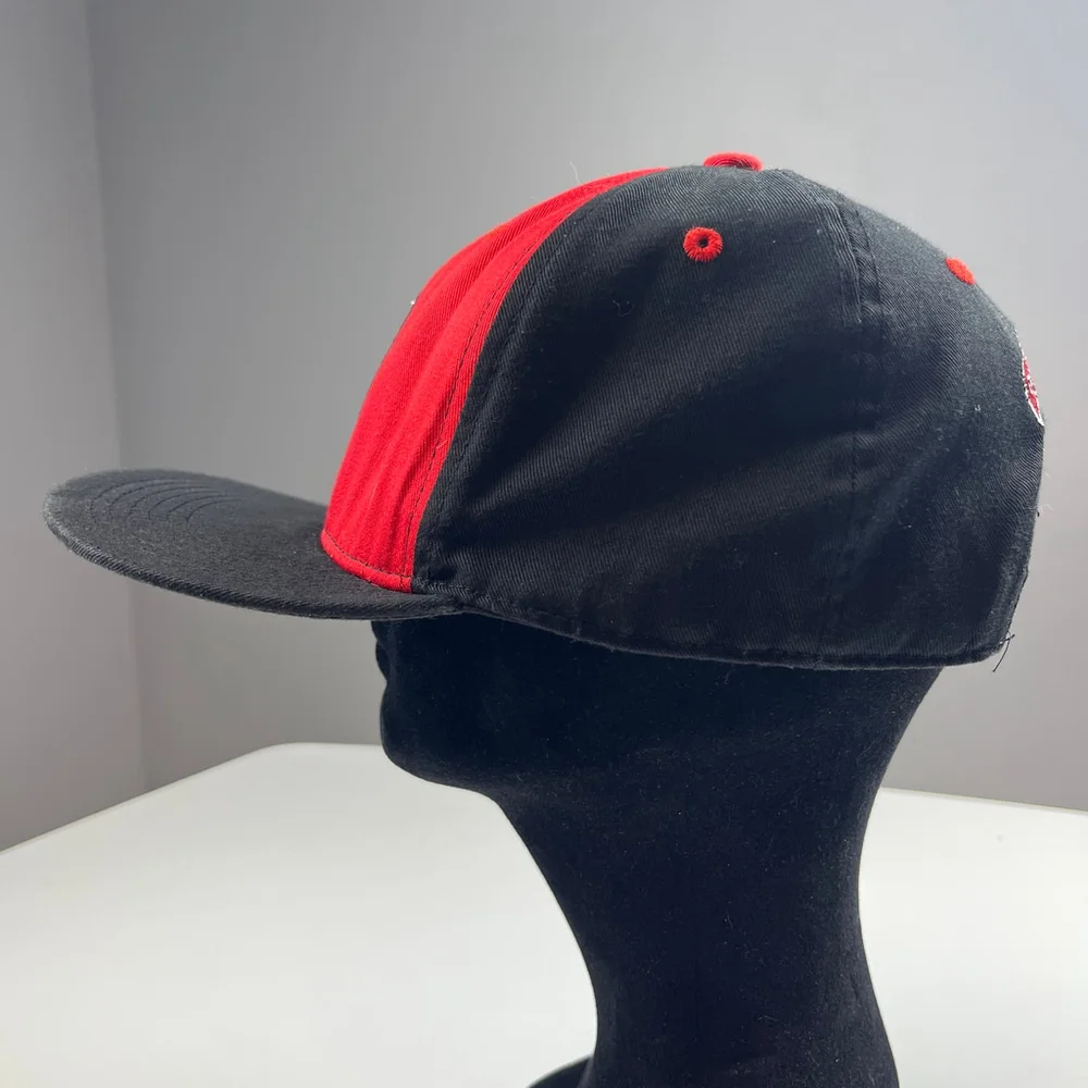 Marvel Deadpool embroided hat snapback red black one size fit most run small - Picture 5 of 6